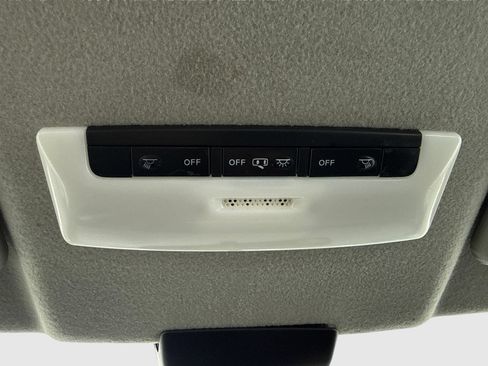 Used 2023 Nissan Kicks S FWD image 32
