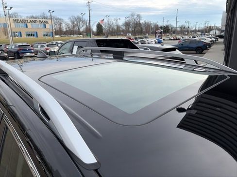 Used 2023 Subaru Forester Touring w/ Popular Package #2 image 4