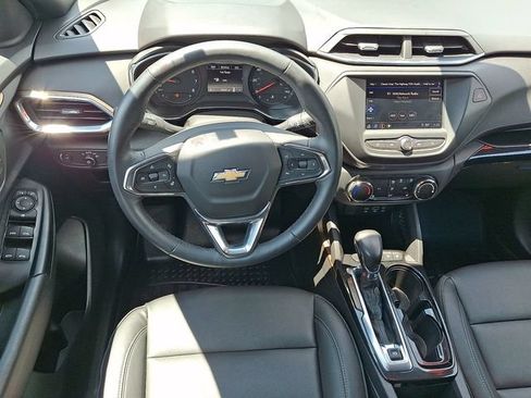 Used 2023 Chevrolet TrailBlazer ACTIV FWD image 19