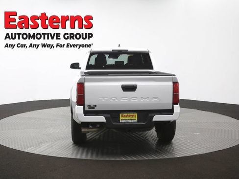 Used 2024 Toyota Tacoma TRD Off-Road AWD/4WD image 78
