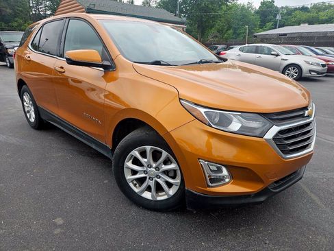 Used 2019 Chevrolet Equinox LT FWD image 3