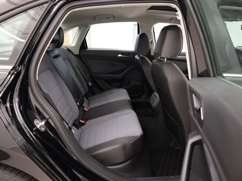 New 2026 Volkswagen Jetta SE image 34