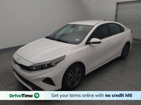 Used 2022 Kia Forte LXS w/ LXS Technology Package FWD image 1