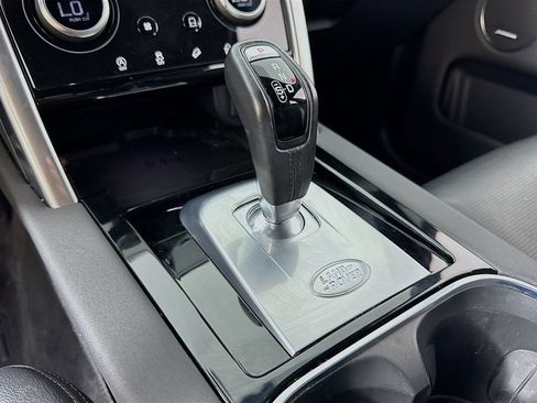 Used 2022 Land Rover Discovery Sport SE R-Dynamic AWD/4WD image 23