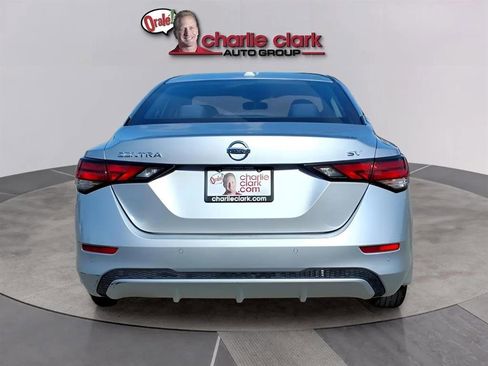 Used 2021 Nissan Sentra SV w/ Lighting Package image 4