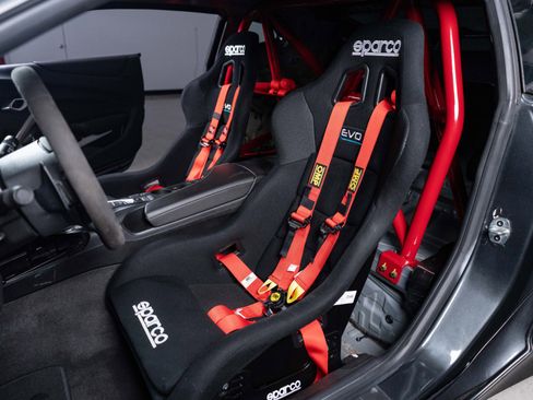 Used 2018 Chevrolet Camaro SS RWD image 47