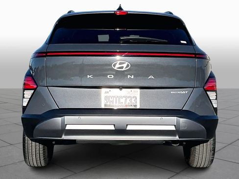 Used 2024 Hyundai Kona Limited image 4