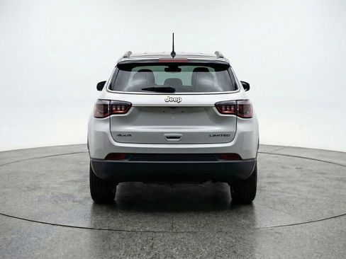 Used 2025 Jeep Compass Limited AWD/4WD image 7