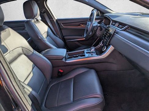 Used 2024 Jaguar XF R-Dynamic SE image 28