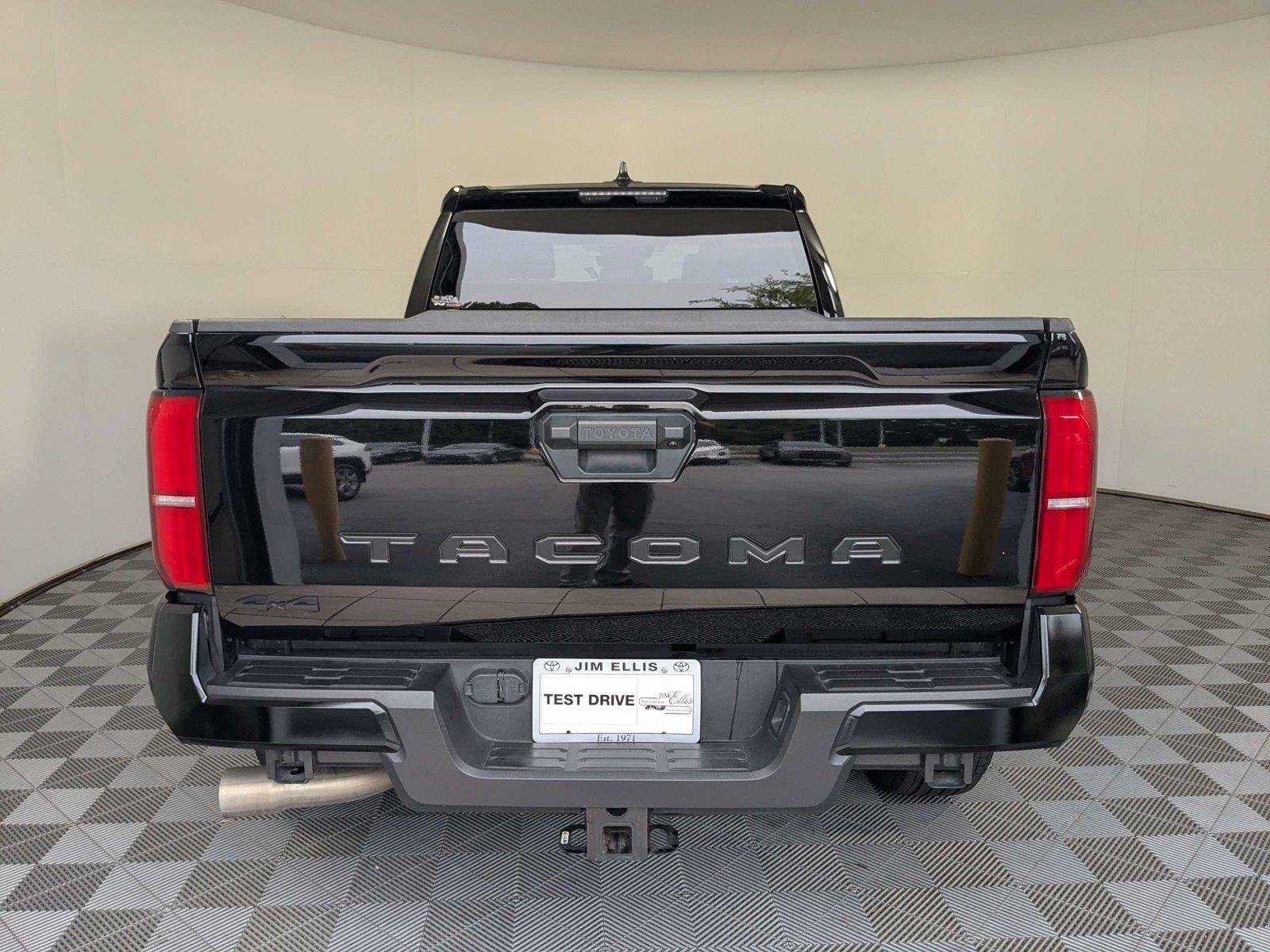 Certified 2025 Toyota Tacoma TRD Sport AWD/4WD image 5