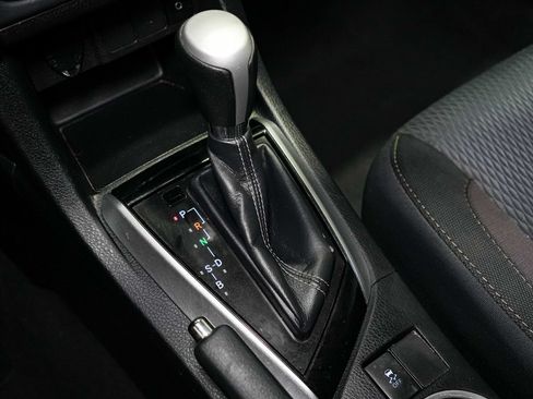 Used 2017 Toyota Corolla LE FWD image 15