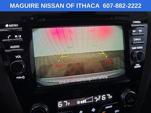 Used 2024 Nissan Murano SV AWD/4WD image 23