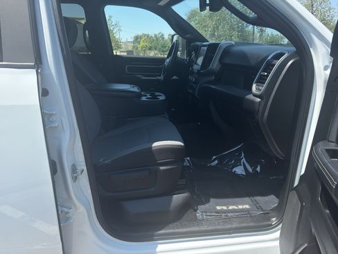 Used 2024 RAM 2500 Big Horn AWD/4WD image 10