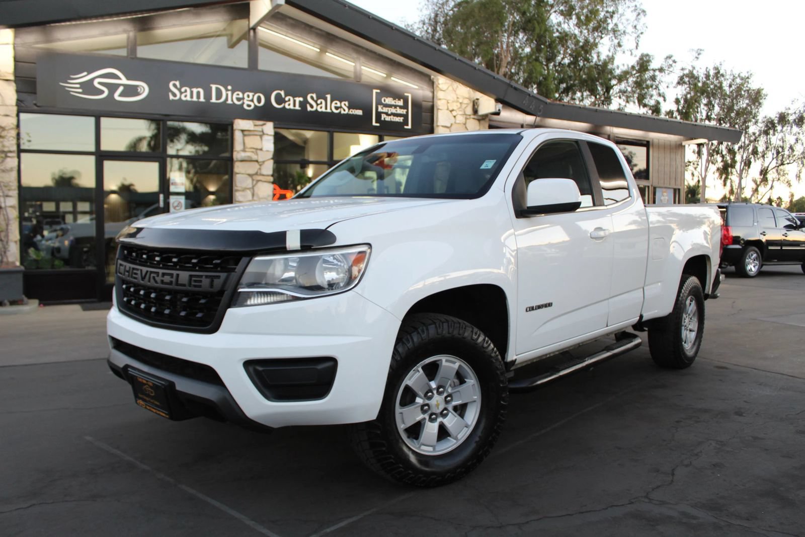 Used 2018 Chevrolet Colorado W/T w/ WT Convenience Package RWD image 1