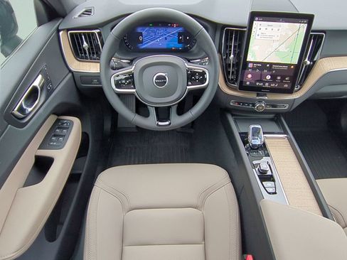 New 2026 Volvo XC60 B5 Plus w/ Protection Package Premier AWD/4WD image 11