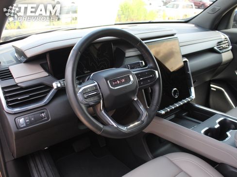 Certified 2024 GMC Acadia Elevation FWD image 12