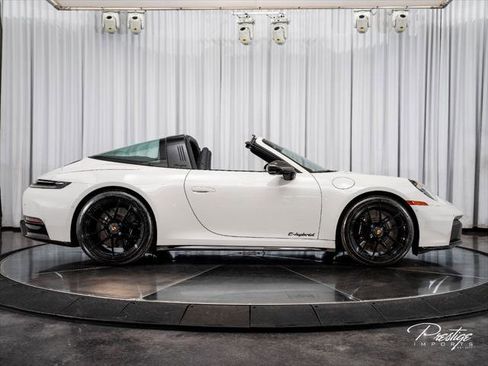 Used 2025 Porsche 911 Targa 4 GTS AWD/4WD image 20