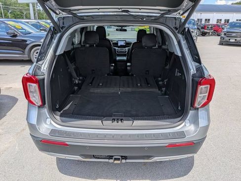 Certified 2023 Ford Explorer XLT w/ Equipment Group 202A AWD/4WD image 18
