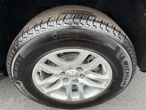 Used 2024 Chevrolet Suburban LS w/ Driver Alert Package image 19