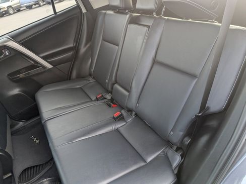Used 2017 Toyota RAV4 Limited image 13
