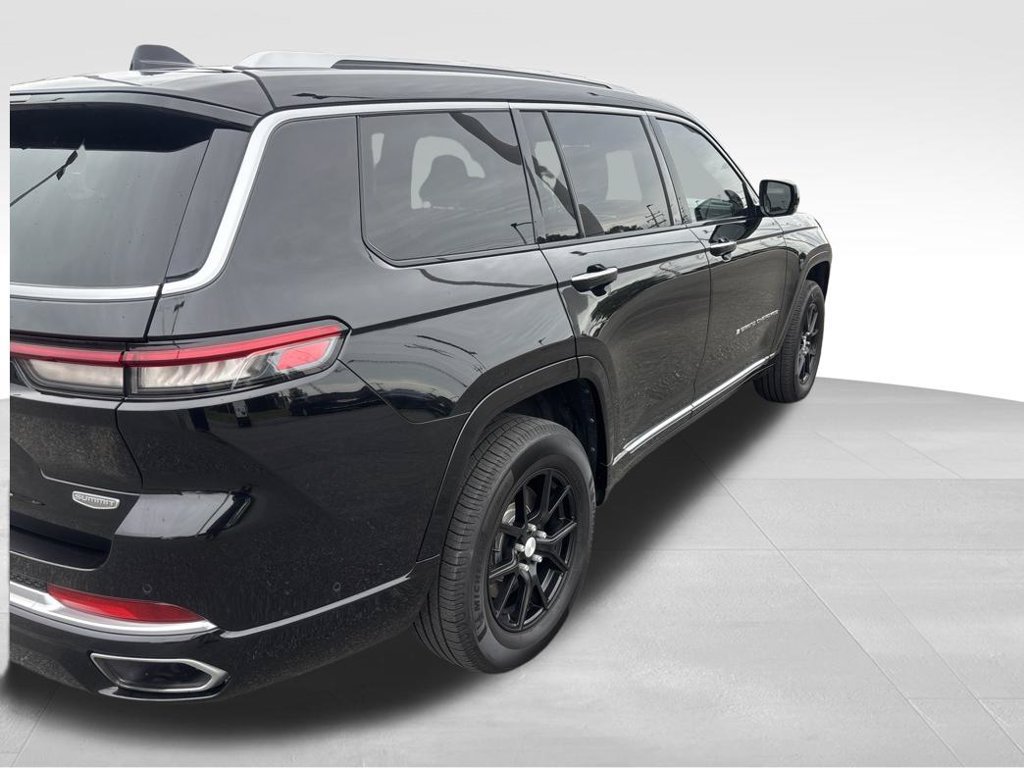 Used 2021 Jeep Grand Cherokee L Summit AWD/4WD image 7