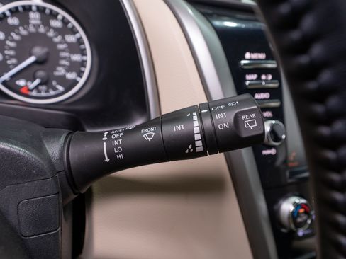 Used 2020 Nissan Murano Platinum FWD image 27