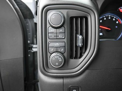 Used 2024 Chevrolet Silverado 1500 W/T w/ WT Value Package AWD/4WD image 10