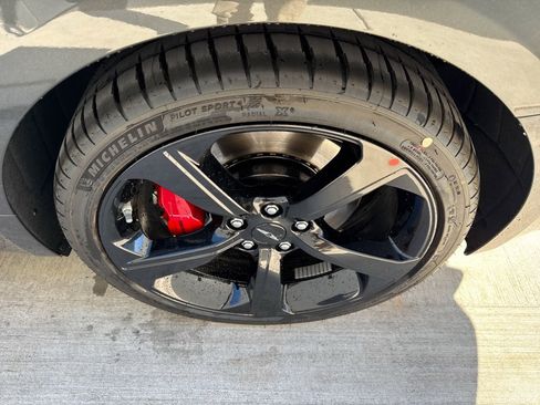 New 2026 Genesis G70 3.3T Sport Prestige image 19