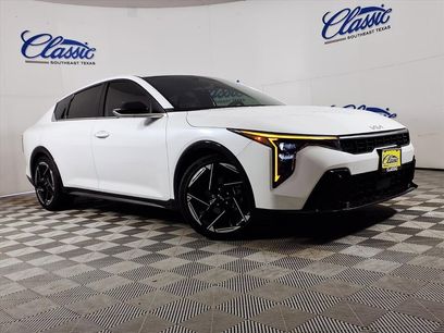Certified 2025 Kia K4 GT-Line