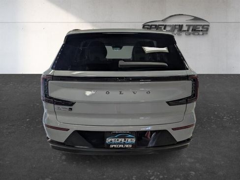 Used 2025 Volvo EX90 Ultra AWD/4WD image 9