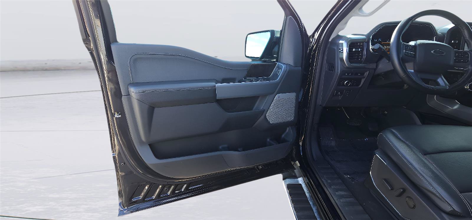 Used 2023 Ford F150 Lariat w/ Trailer Tow Package RWD image 13
