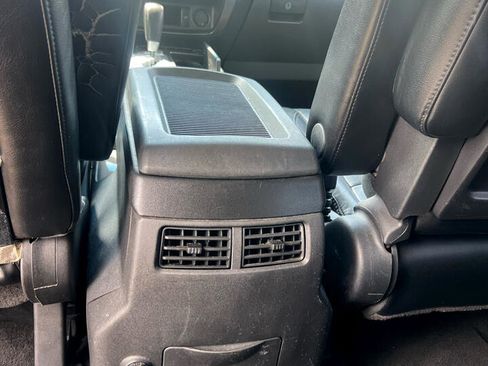 Used 2008 Nissan Armada LE w/ Technology Pkg image 7