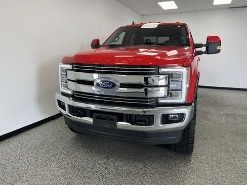 Used 2019 Ford F350 Lariat w/ Lariat Ultimate Package image 3