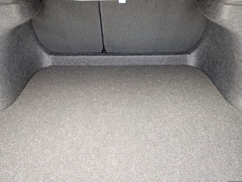 Used 2026 Nissan Sentra SR w/ Floor Mat Package FWD image 28