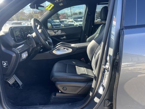 Certified 2022 Mercedes-Benz GLS 450 4MATIC image 16
