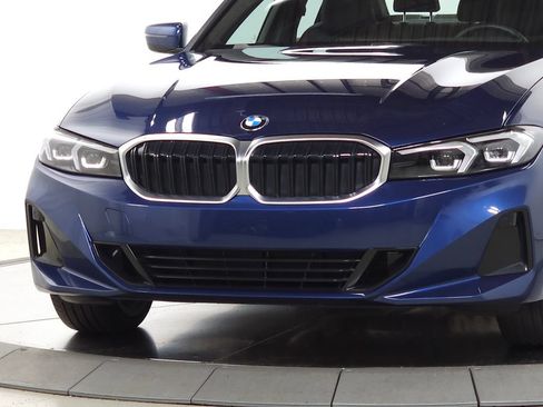 Used 2024 BMW 330i xDrive Sedan w/ Premium Package AWD/4WD image 3