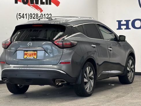 Used 2019 Nissan Murano SL image 3
