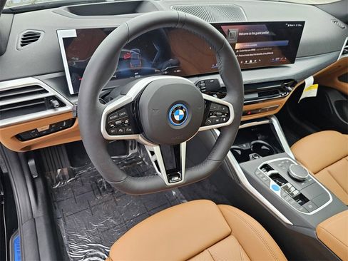 Used 2025 BMW i4 eDrive40 w/ M Sport Package image 15