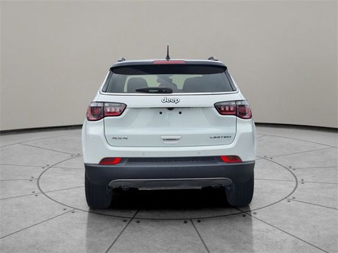 Certified 2024 Jeep Compass Limited image 11