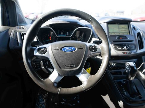 Used 2017 Ford Transit Connect XLT image 21