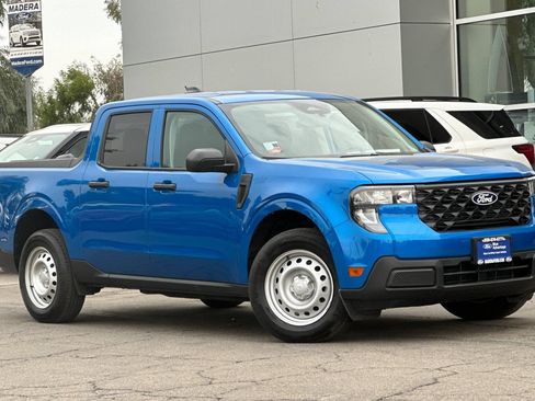 Certified 2025 Ford Maverick XL FWD image 2
