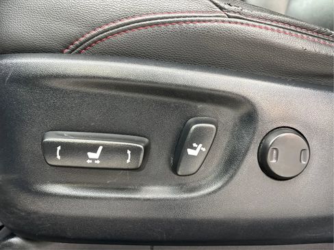 Used 2019 Toyota 4Runner TRD Off-Road Premium image 25