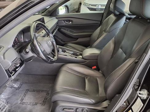 Used 2023 Honda Accord Sport image 12