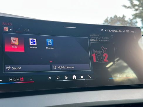 Used 2026 BMW X3 M50 w/ Premium Package image 34