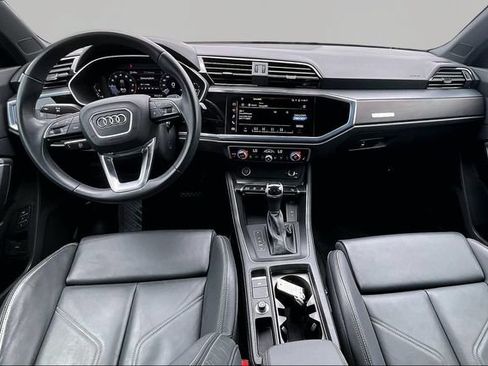 Used 2023 Audi Q3 2.0T Premium w/ Black Optic Sport Package AWD/4WD image 15