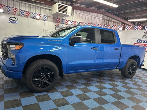 New 2025 Chevrolet Silverado 1500 Custom image 2