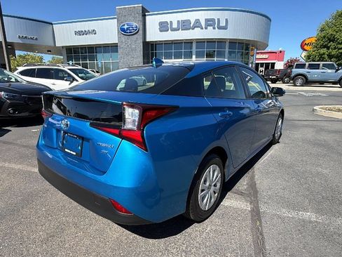 Used 2022 Toyota Prius L Eco FWD image 4