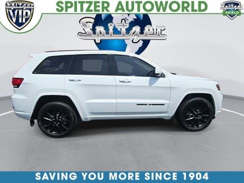 Used 2021 Jeep Grand Cherokee Laredo X AWD/4WD image 9