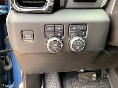 Certified 2024 GMC Sierra 1500 Denali w/ Denali Reserve Package AWD/4WD image 33