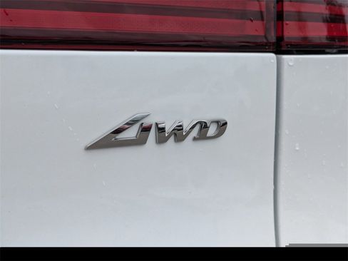 New 2025 Genesis GV70 2.5T w/ Sport Prestige Package image 13